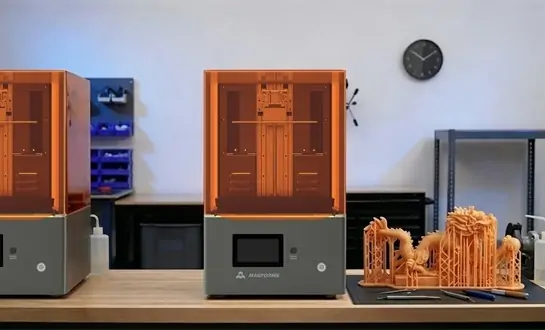 Which is better, SLA or FDM?